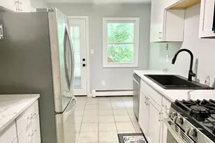 2 Heather Rd, Hamden, CT 06518 - Photo 8