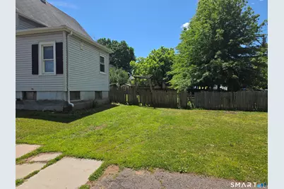 28 Pine Street, Meriden, CT 06451 - Photo 2