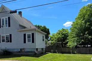 28 Pine St, Meriden, CT 06451 - Photo 1