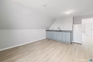 714 B Madison Ave, Bridgeport, CT 06606 - Photo 12