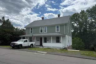 133 Eastern Dr, Middletown, CT 06457 - Photo 1