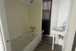 160 Main St, Bridgeport, CT 06604 - Photo 6