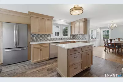 104 Newport Avenue, West Hartford, CT 06107 - Photo 14
