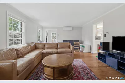 104 Newport Avenue, West Hartford, CT 06107 - Photo 8