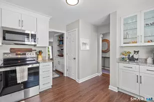 87 Farmington Chase Crescent, Farmington, CT 06032 - Photo 6