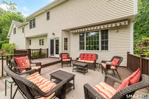 117 Chippenwood Ln, Bristol, CT 06010 - Photo 28