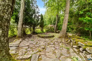 117 Chippenwood Ln, Bristol, CT 06010 - Photo 32