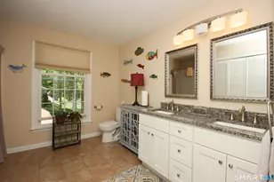 19 Legendary Rd, East Lyme, CT 06333 - Photo 30