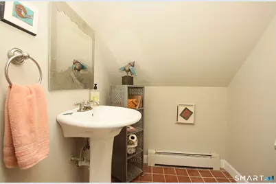 19 Legendary Road, East Lyme, CT 06333 - Photo 16