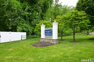 1011 Brookside Ct, Newtown, CT 06470 - Photo 38