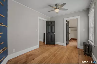 891 Bank Street, New London, CT 06320 - Photo 16
