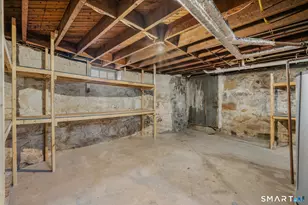 891 Bank St, New London, CT 06320 - Photo 20