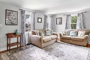 331 Mt Pleasant Ave, Stratford, CT 06614 - Photo 4