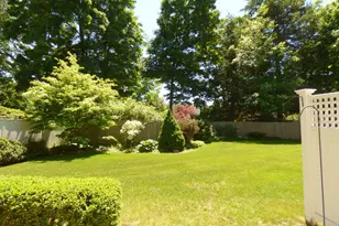 7 Old Mill Ct, Simsbury, CT 06070 - Photo 30