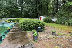 124 Brentwood Dr, Bristol, CT 06010 - Photo 28