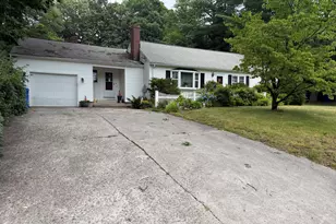 124 Brentwood Dr, Bristol, CT 06010 - Photo 4