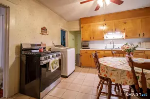 39 Long St, New Britain, CT 06051 - Photo 10