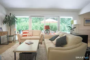 36 Creeping Hemlock Dr, Norwalk, CT 06851 - Photo 10
