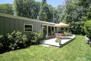 36 Creeping Hemlock Dr, Norwalk, CT 06851 - Photo 32