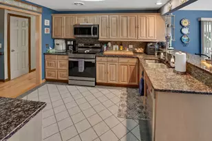 18 Long Hill Dr, Glastonbury, CT 06033 - Photo 12