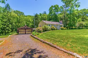 116 Morris Hubbard Rd, Haddam, CT 06441 - Photo 2