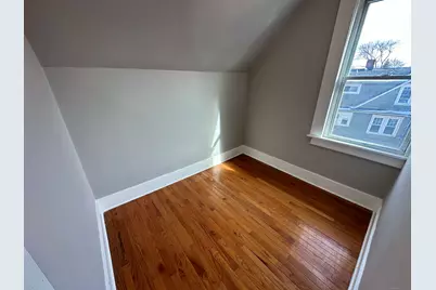 2683 Fairfield Avenue #3rd Fl, Bridgeport, CT 06605 - Photo 12