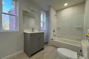 59 East St, Hartford, CT 06120 - Photo 18