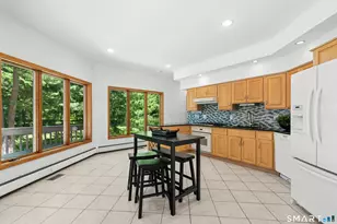 141 Canoe Brook Rd, Trumbull, CT 06611 - Photo 12