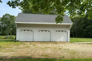 504 Kate Downing Rd, Plainfield, CT 06374 - Photo 4