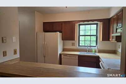 114 Aspetuck Village #114, New Milford, CT 06776 - Photo 4