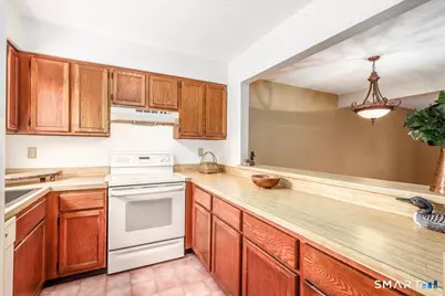 114 Aspetuck Village #114, New Milford, CT 06776 - Photo 8