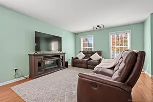 6 Elizabeth Ln, Vernon, CT 06066 - Photo 10