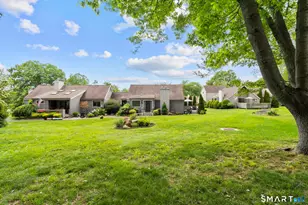 44 Buckskin Ln, Stratford, CT 06614 - Photo 26