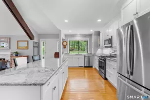 44 Buckskin Ln, Stratford, CT 06614 - Photo 10
