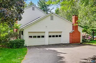 11 Tanglewood Dr, Danbury, CT 06811 - Photo 34