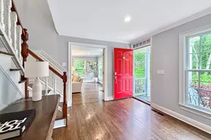 17 Danforth Dr, New Canaan, CT 06840 - Photo 4