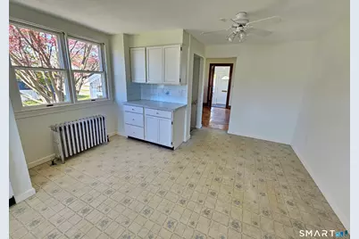 17 Johnston Street, New Haven, CT 06512 - Photo 12