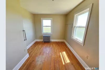 17 Johnston Street, New Haven, CT 06512 - Photo 16