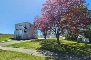 17 Johnston St, New Haven, CT 06512 - Photo 2
