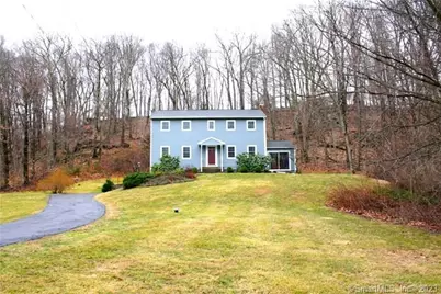 16 Dawn Lane, Ridgefield, CT 06877 - Photo 2