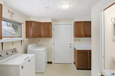 815 East Main Street, Branford, CT 06405 - Photo 20