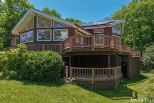 162 Short Woods Rd, New Fairfield, CT 06812 - Photo 2