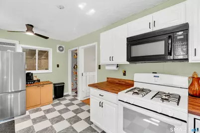 76 Great Plain Road, Norwich, CT 06360 - Photo 8