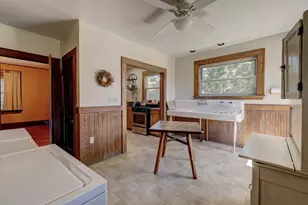 81 Chestnut St, Windham, CT 06226 - Photo 16