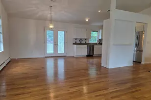 5 Oaktree Ct, Bethel, CT 06801 - Photo 8