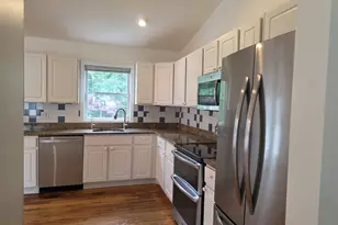 5 Oaktree Ct, Bethel, CT 06801 - Photo 8