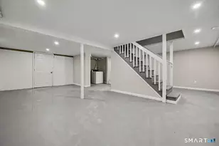 210 Stratfield Pl, Bridgeport, CT 06606 - Photo 38
