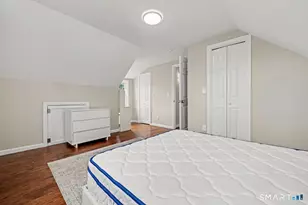 210 Stratfield Pl, Bridgeport, CT 06606 - Photo 28