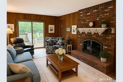 200 Old Coach Lane, Stratford, CT 06614 - Photo 18