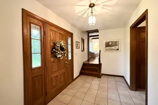 200 Old Coach Ln, Stratford, CT 06614 - Photo 6